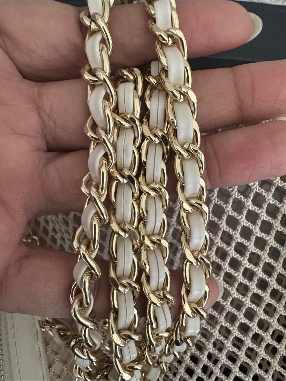 GWP Beige Mesh Half-Moon Chain Shoulder Bag - Picture 8 of 9